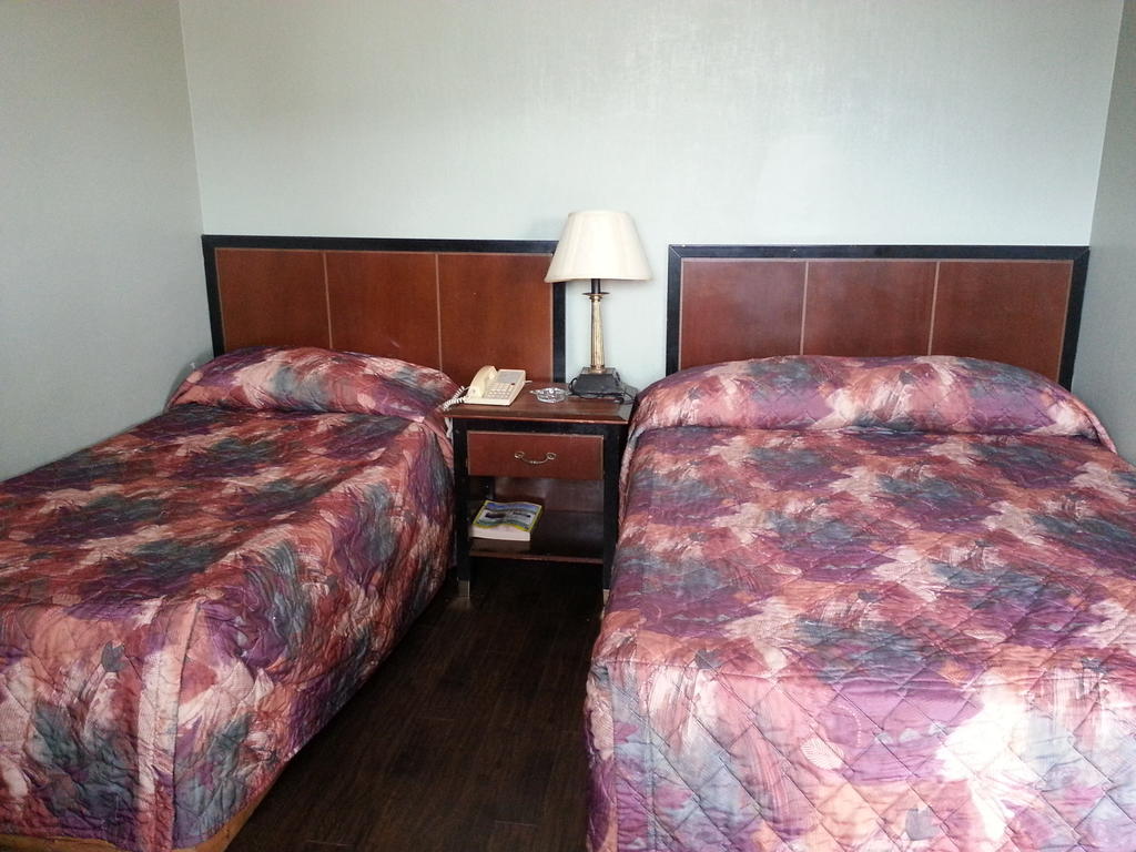 Queensway Motel Toronto Zimmer foto